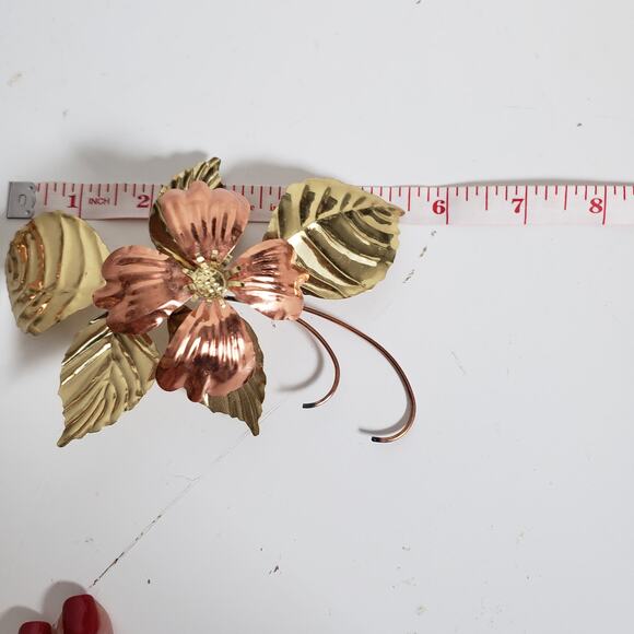Vintage Metal Floral Wall Decor Brass & Copper Dogwood Flower Leaf MCM Set Of 4 - Picture 9 of 11